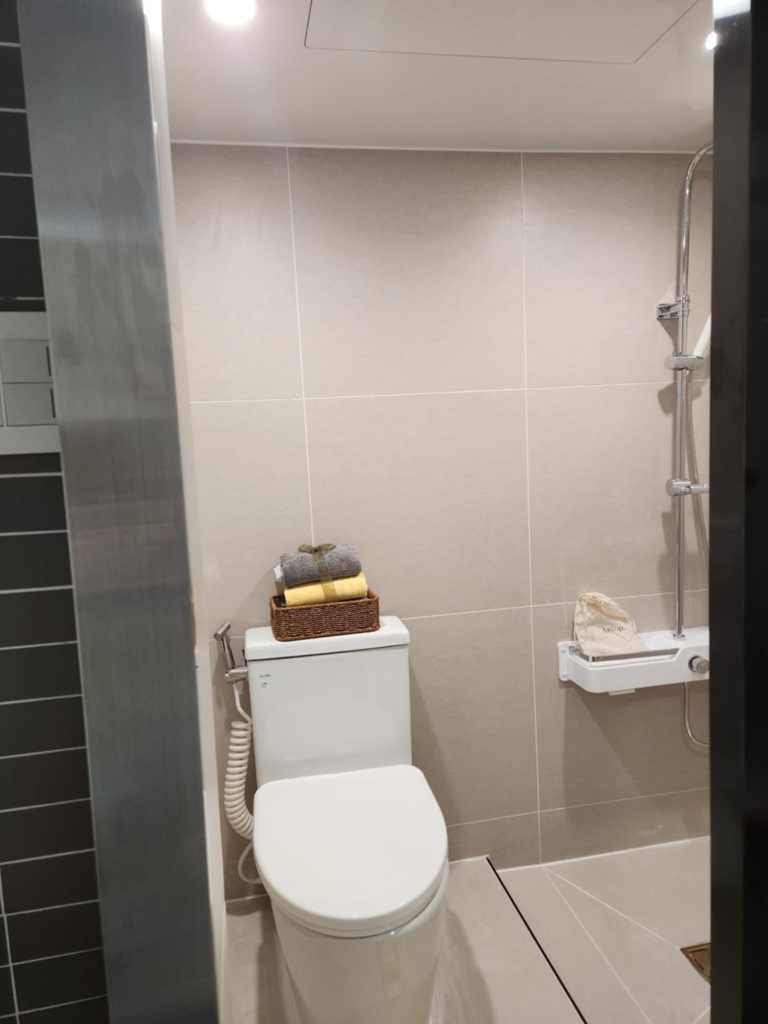 Y House Apartment